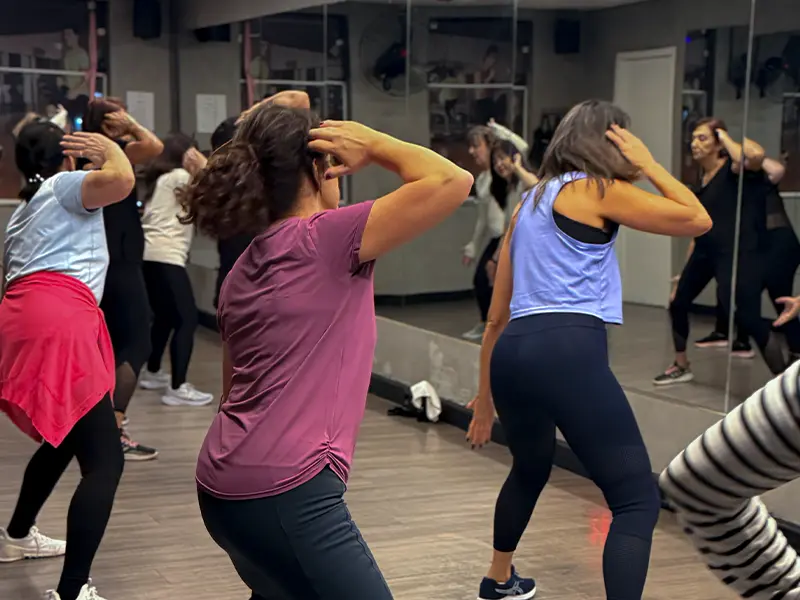 Aula de Zumba na Onodera Academia